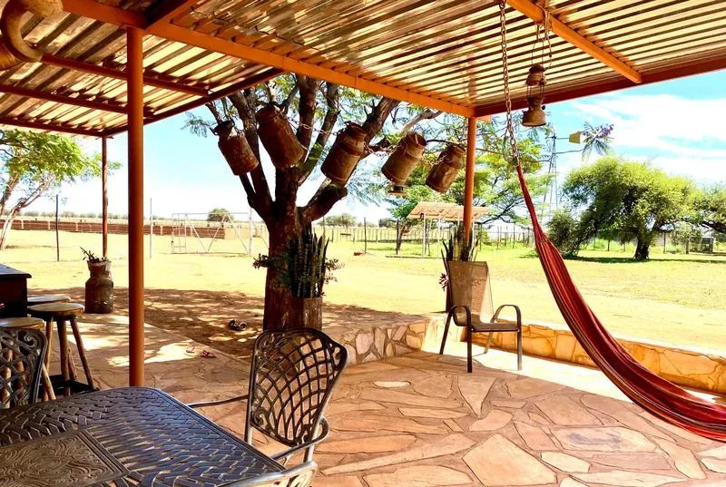Outdoor lunch table